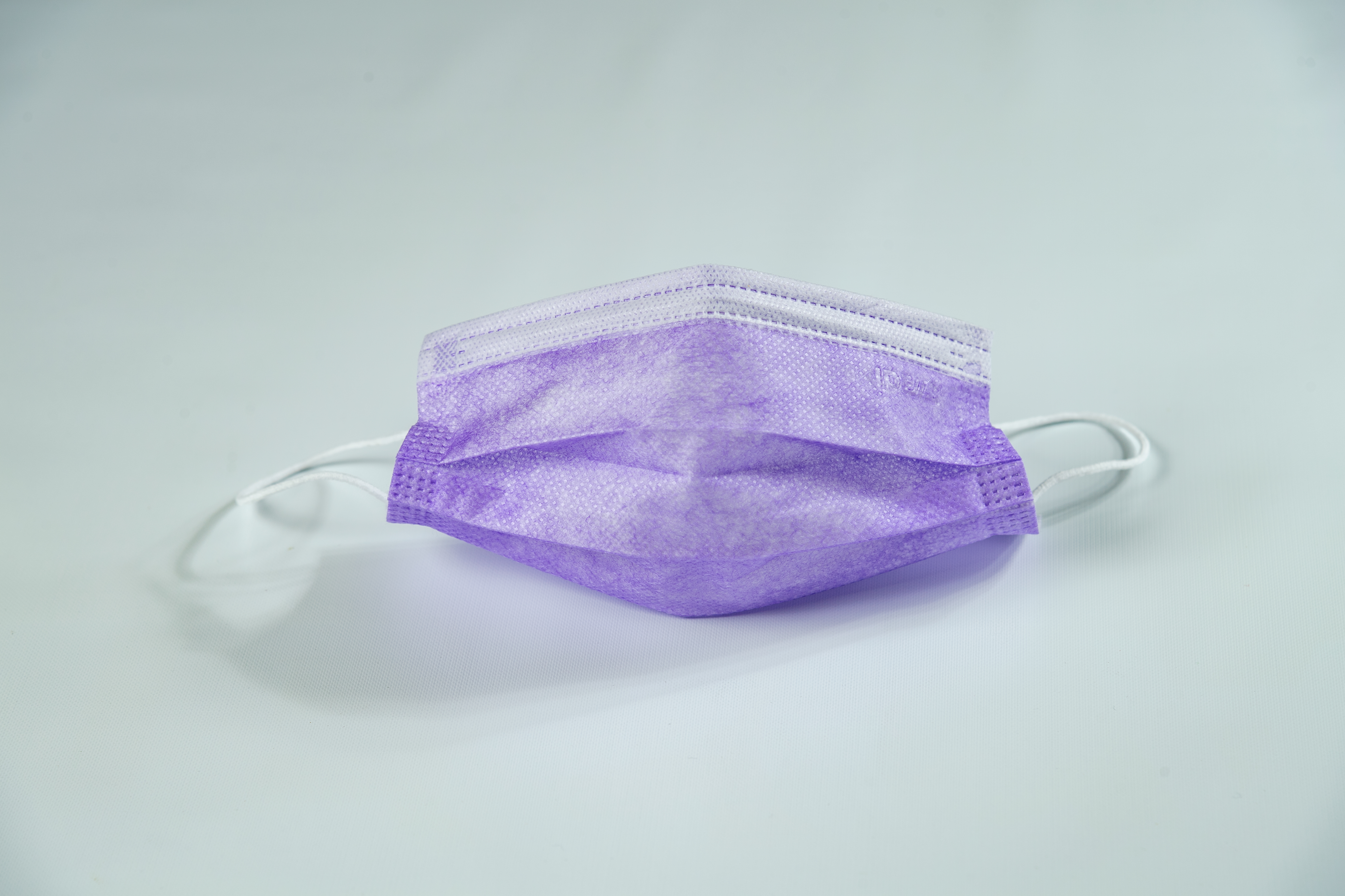 TAPABOCAS DESECHABLE INDIVIDUAL 3 CAPAS VIOLETA CAJA 50