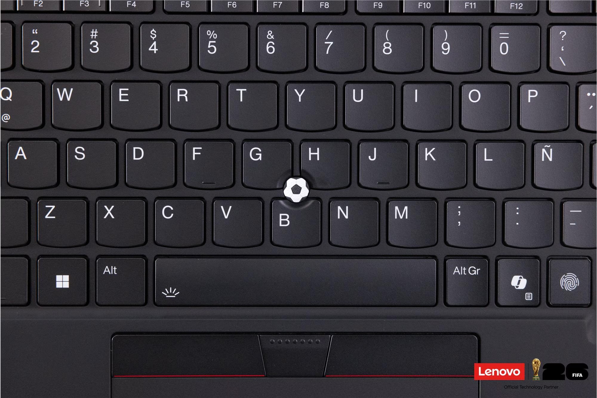 NOTEBOOK LENOVO THINKPAD X1 CARBON Ultra7 32GB 1TB W11P FIFA