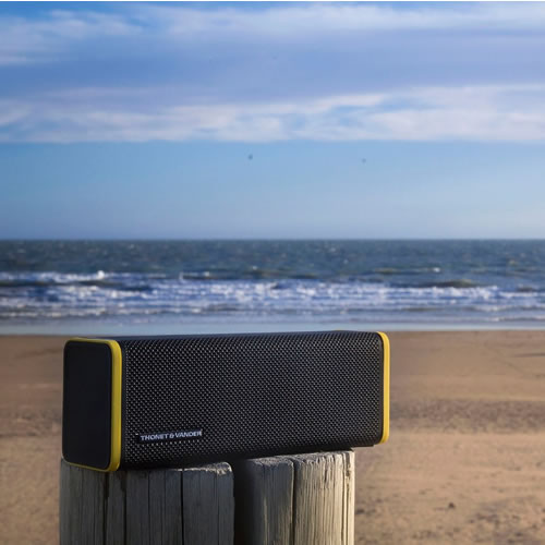 Parlante Thonet & Vander | Portable BT Frei Negro