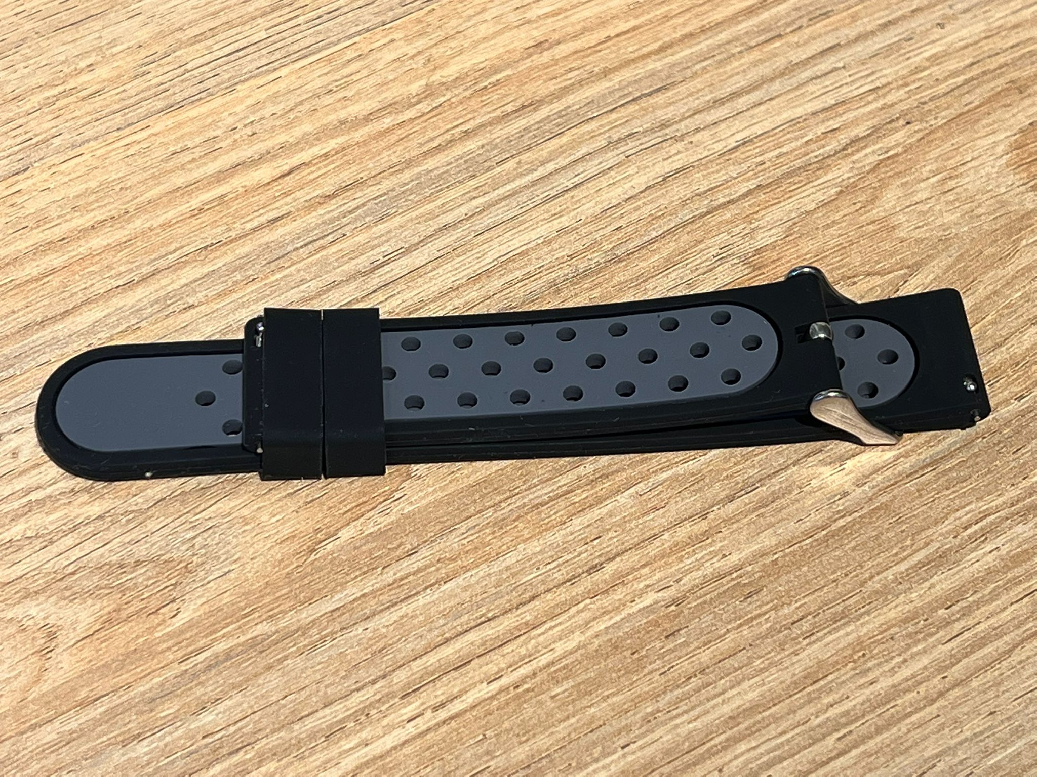 Malla Colmi Silicona P/smartwatch Negra/gris 20mm