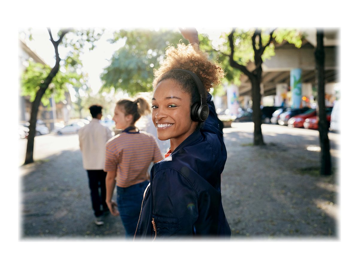 JBL LIVE-460NC-Headphones